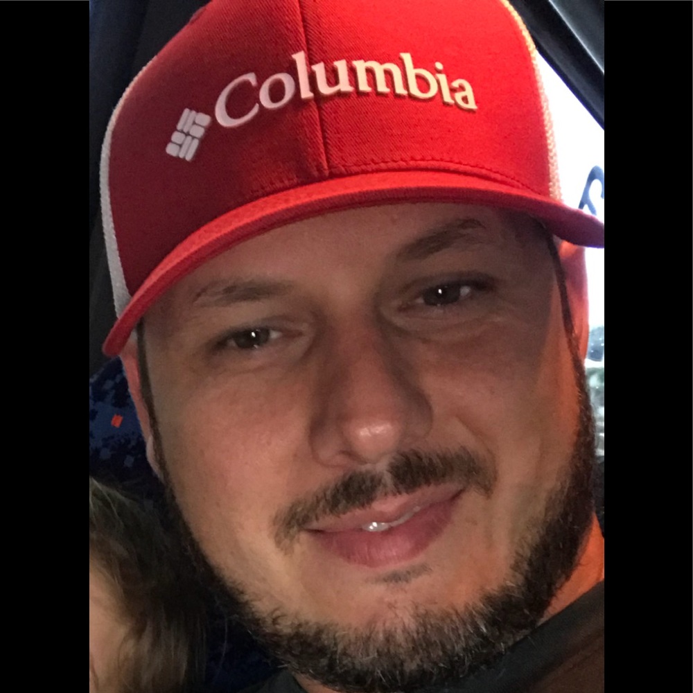 Meet your Posher, Clint